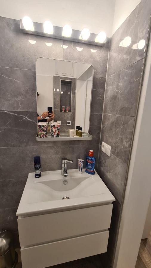 City Apartment Mit Direktzugang Wien Eksteriør bilde