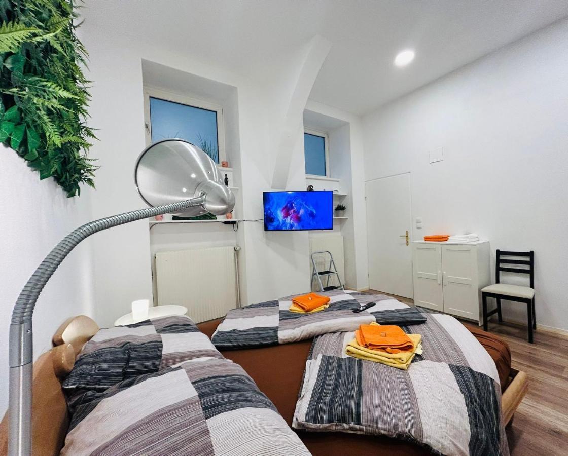 City Apartment Mit Direktzugang Wien Eksteriør bilde